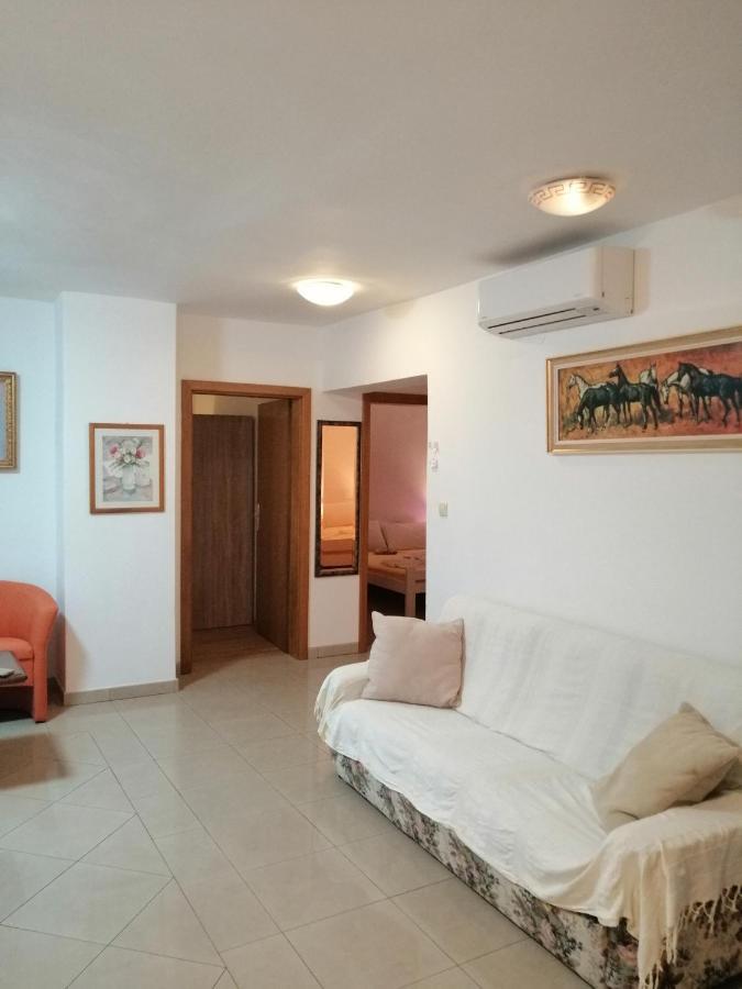 Apartments With A Parking Space Dramalj, Crikvenica - 5592 Luaran gambar